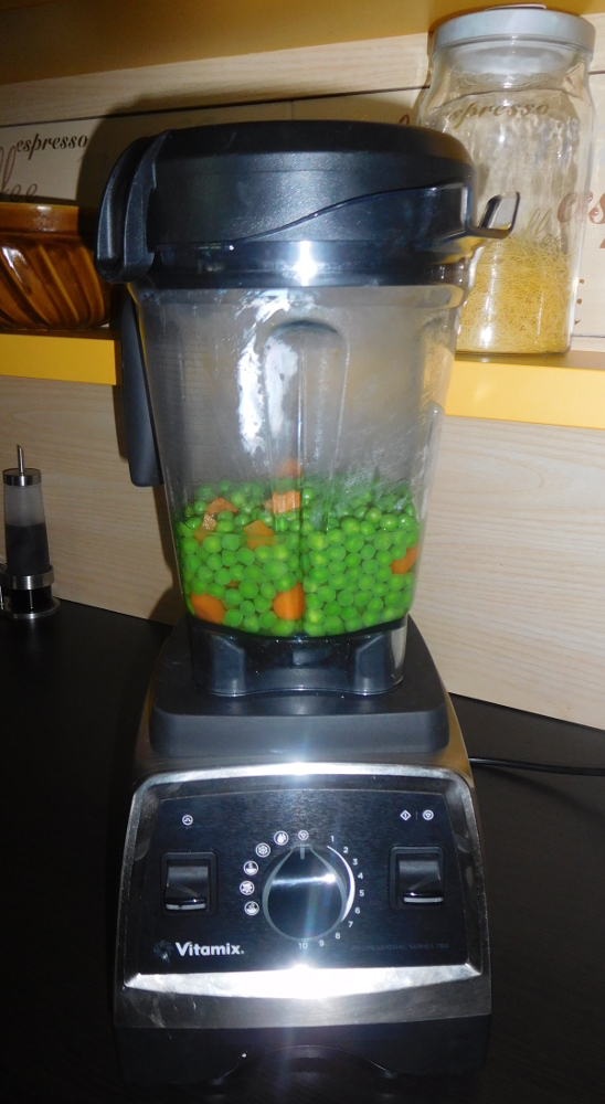 Příprava polévek v mixéru Vitamix